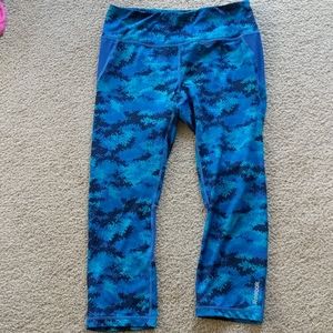 Reebok workout capri length pants